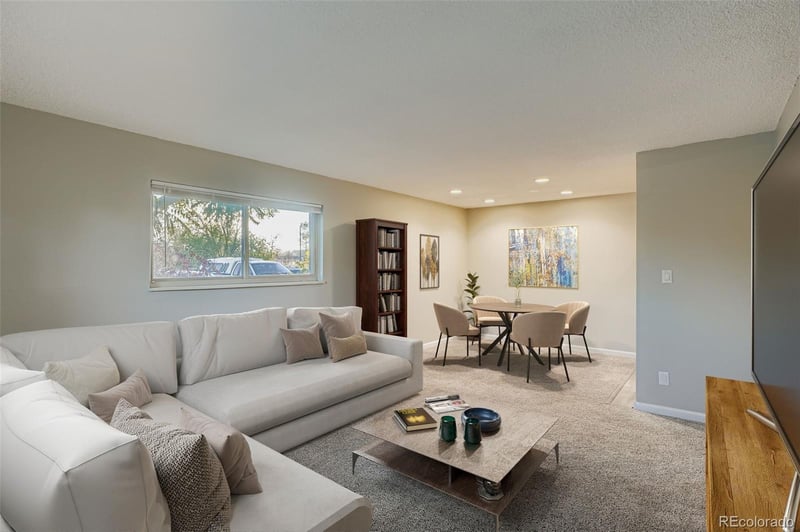 140 E Highline Cir #105, Centennial, CO 80122