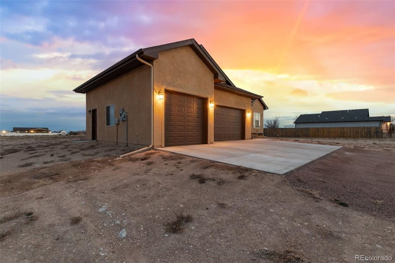 422 Gilia Dr, Pueblo, CO 81007
