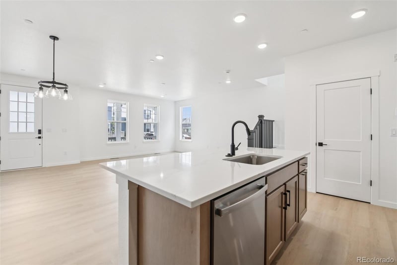 1889 Chestnut Ave, Erie, CO 80516