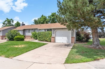 551 Crestline Cir #9D2, Littleton, CO 80120