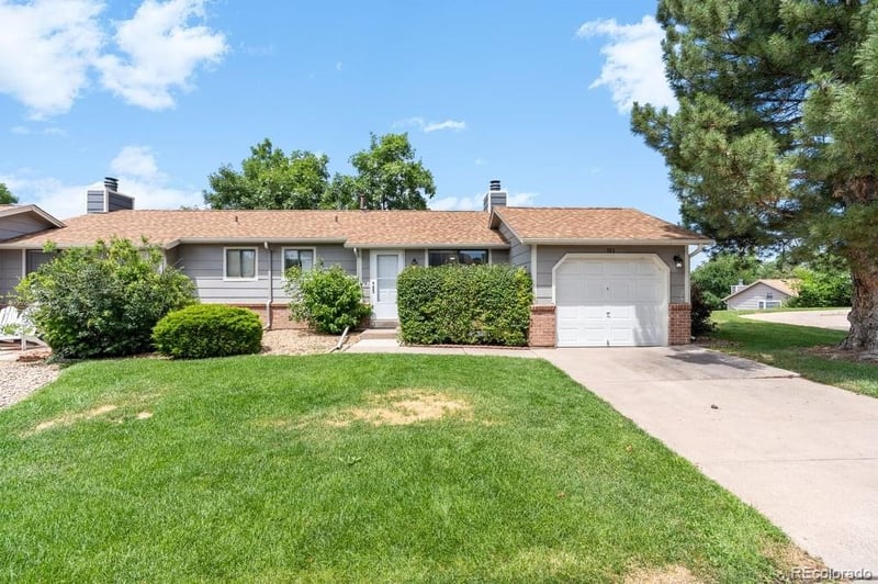 551 Crestline Cir #9D2, Littleton, CO 80120