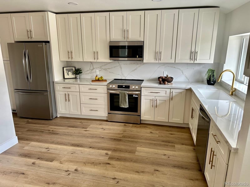 2675 Oneida St, Denver, CO 80207