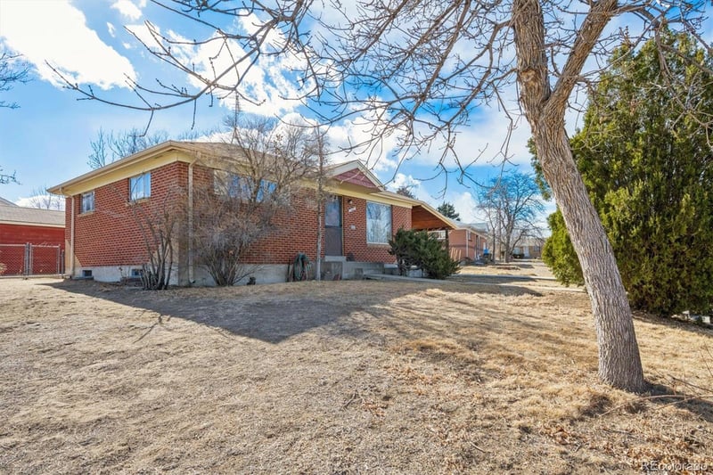 160 E 105th Ave, Northglenn, CO 80233