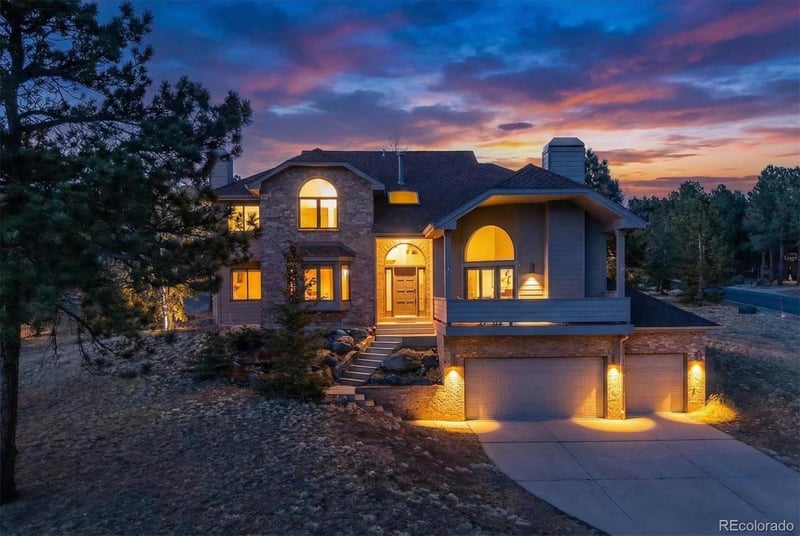 25924 Gateway Dr, Golden, CO 80401