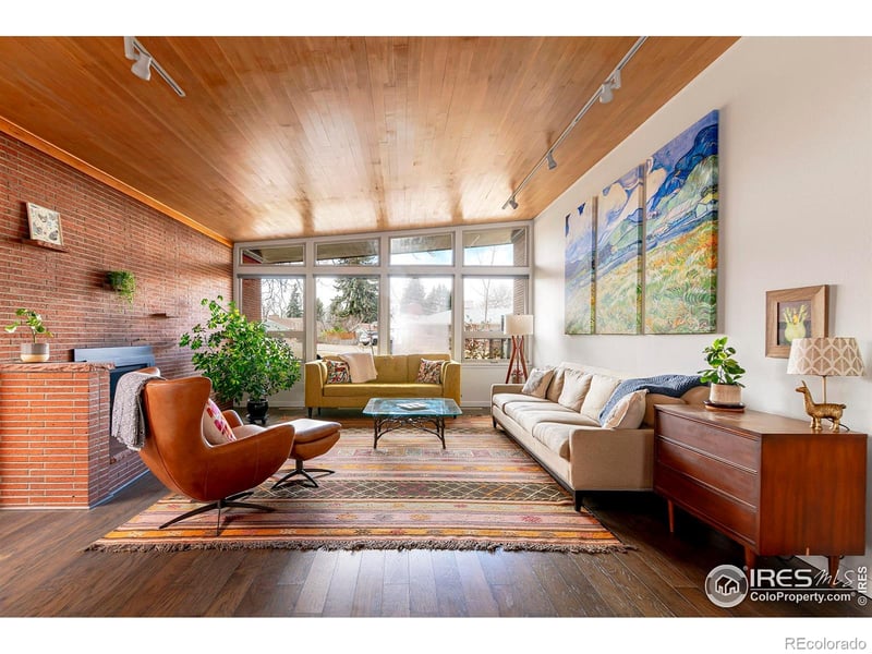 850 Dickens Ct, Longmont, CO 80501