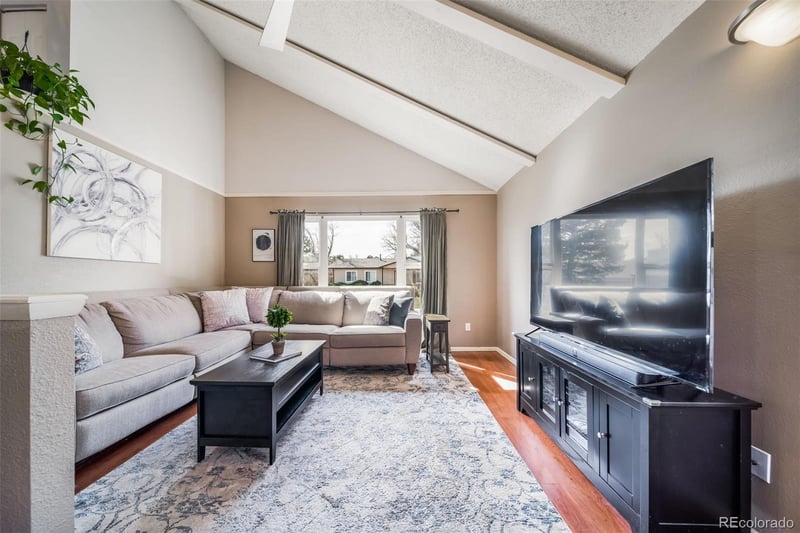 6670 Elm Cir, Centennial, CO 80121