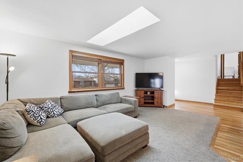 412 Devinney St, Lakewood, CO 80228