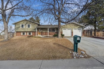 412 Devinney St, Lakewood, CO 80228