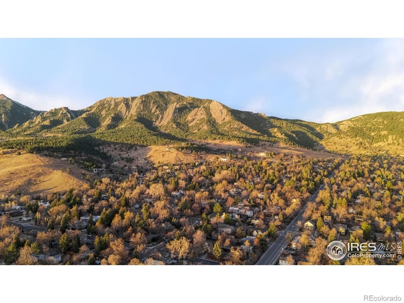 626 17th St, Boulder, CO 80302
