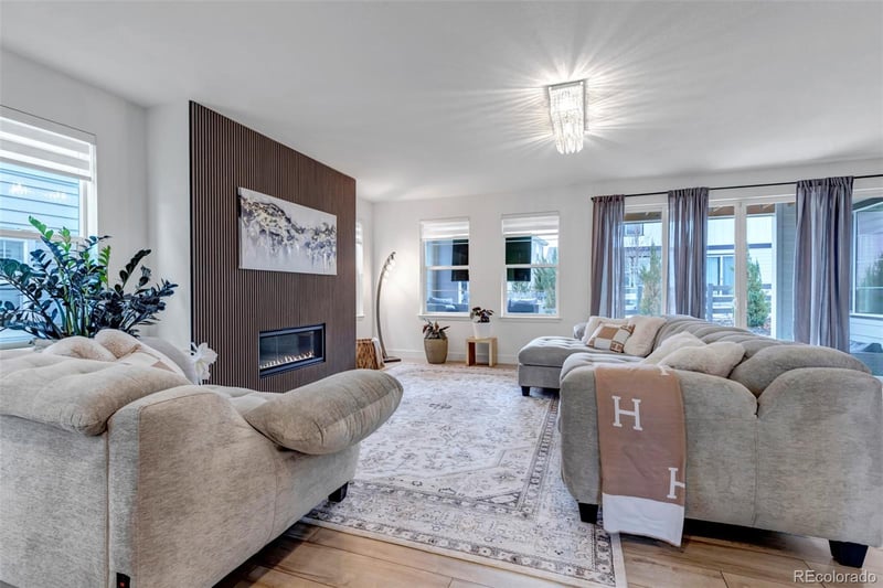 6506 Barnstead Dr, Castle Pines, CO 80108