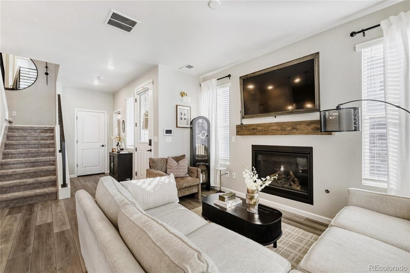 23548 Ida Dr #B, Aurora, CO 80016