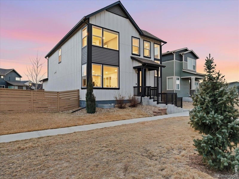 6055 John Muir Dr, Timnath, CO 80547