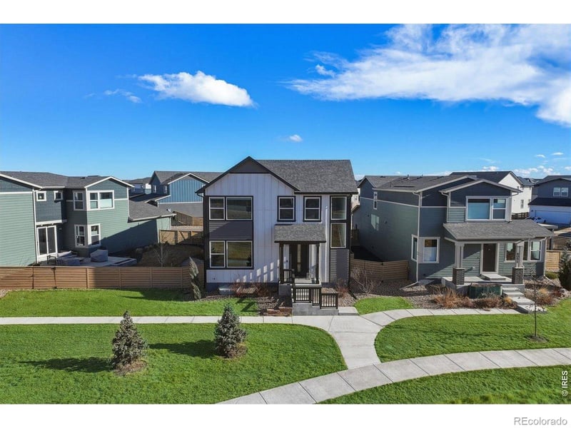 6055 John Muir Dr, Timnath, CO 80547