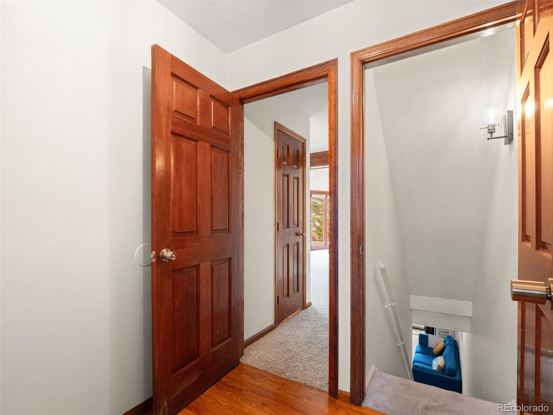 101 Ward Ct, Lakewood, CO 80228