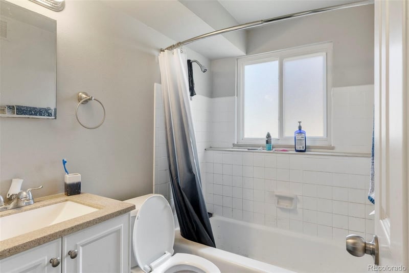 1805 Eagle Vw, Colorado Springs, CO 80909