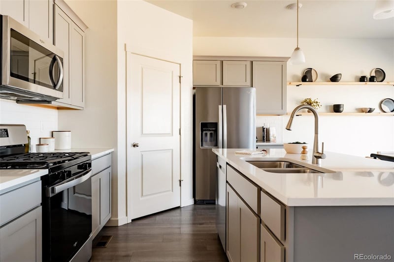 9911 Cathay St, Commerce City, CO 80022