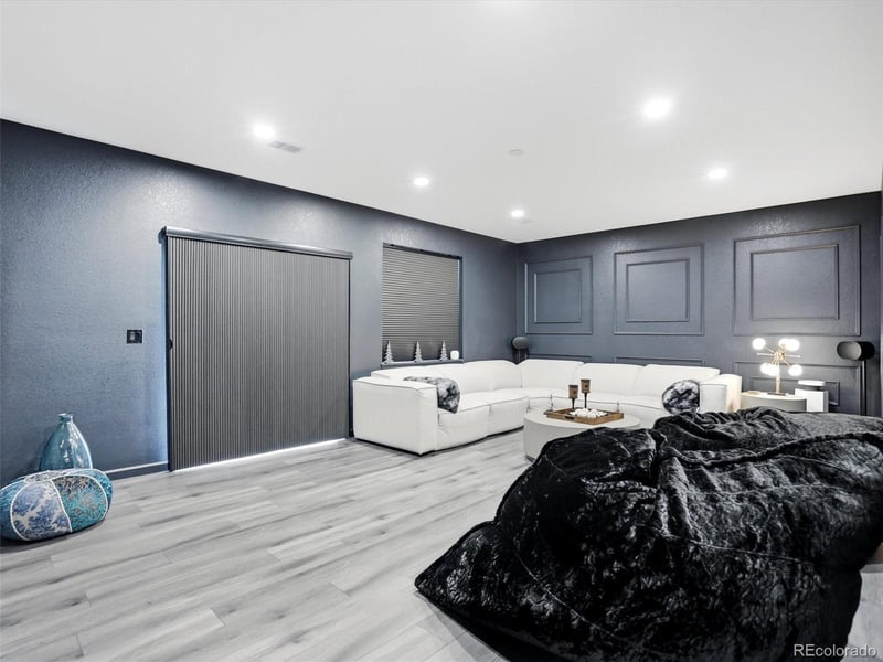 15461 Village Cir, Commerce City, CO 80603