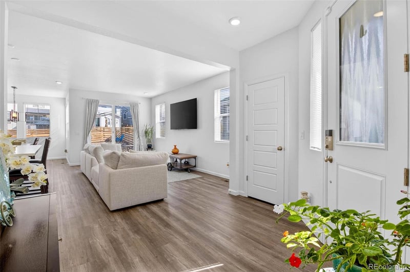 3492 Buchanan Way, Aurora, CO 80019