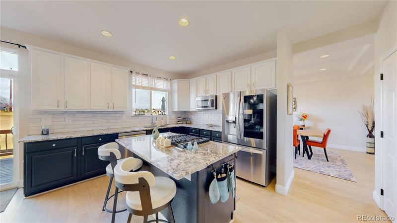 831 Glenarbor Cir, Longmont, CO 80504