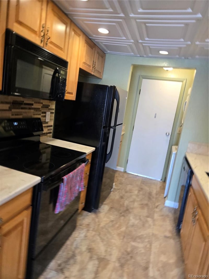 8733 Yukon St, Arvada, CO 80005