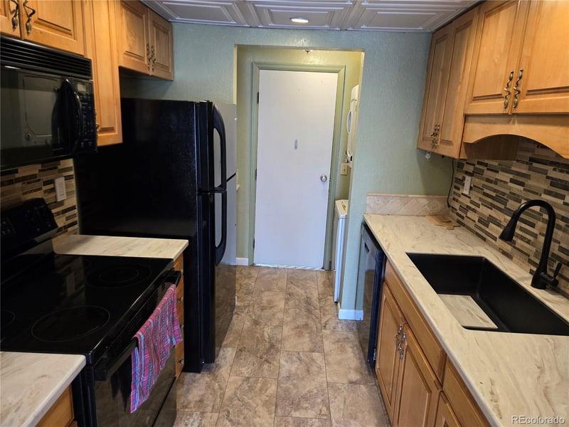 8733 Yukon St, Arvada, CO 80005