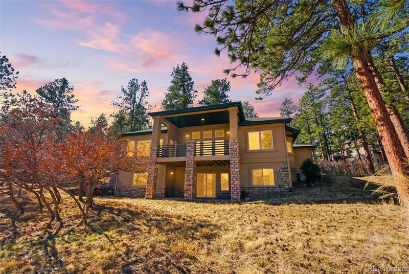 4126 Mohawk Dr, Larkspur, CO 80118
