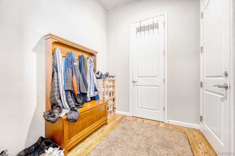 26867 Irish Ave, Aurora, CO 80016