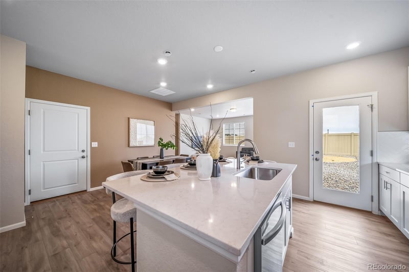 10085 Scranton Ct, Commerce City, CO 80022