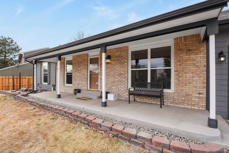 9749 Fairview Ave, Littleton, CO 80127