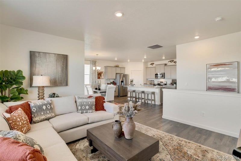 9917 Danube Ct, Commerce City, CO 80022