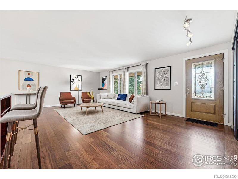 7240 Glacier View Rd, Longmont, CO 80503