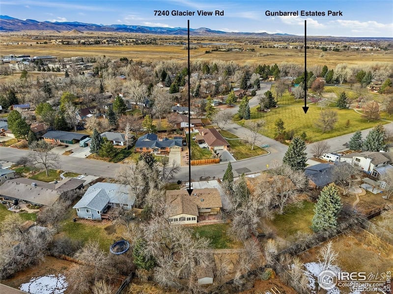 7240 Glacier View Rd, Longmont, CO 80503