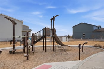 2359 Coyote Creek Dr, Fort Lupton, CO 80621