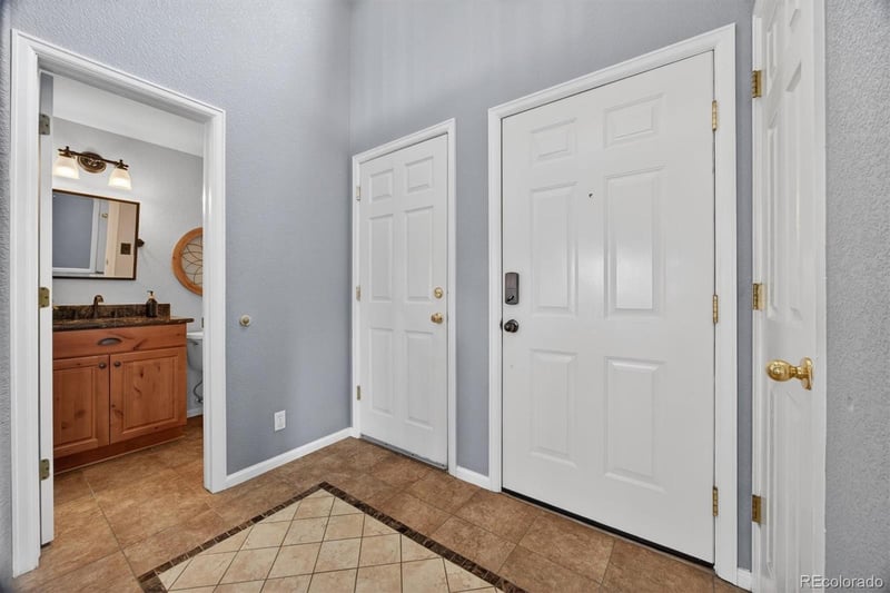 1090 Quarterhorse Trl, Castle Rock, CO 80104