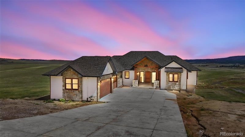 5320 Dual Rey Point, Sedalia, CO 80135