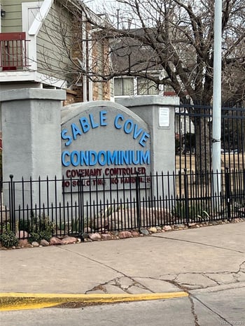 980 Dawson Way #19, Aurora, CO 80012