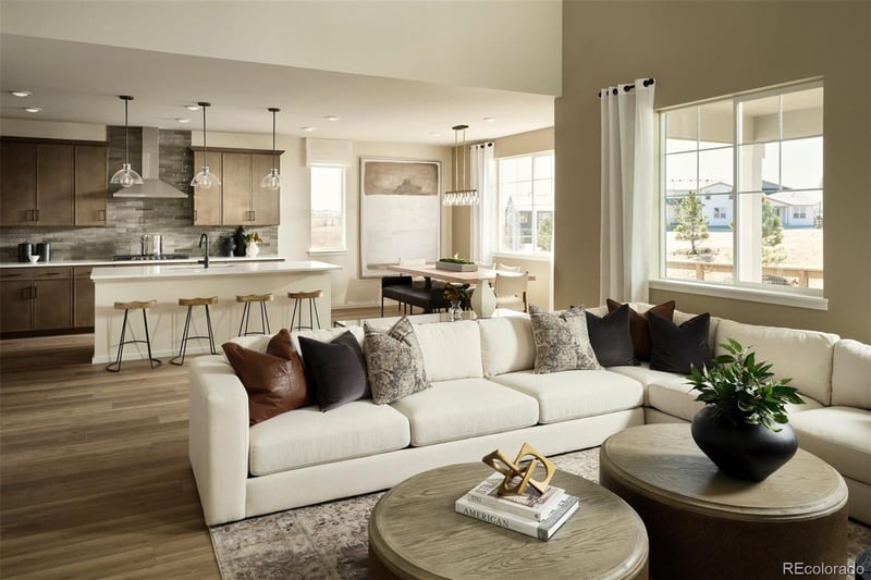 6749 Utica Ave, Longmont, CO 80504