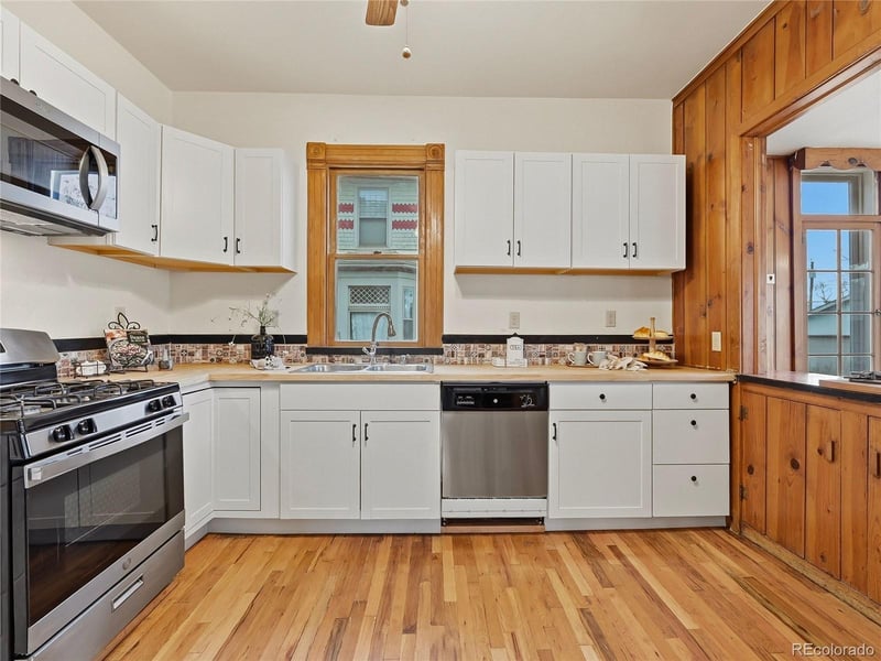 1912 Greenwood St, Pueblo, CO 81003