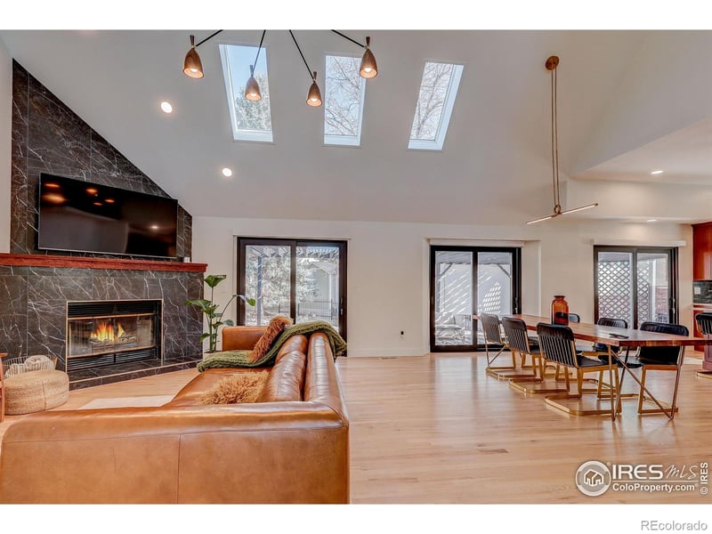 1118 Oakhurst Dr, Broomfield, CO 80020