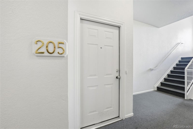 14211 1st Dr #205, Aurora, CO 80011