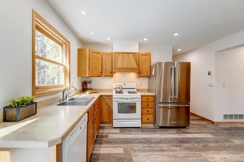 18673 Elbert Rd, Elbert, CO 80106