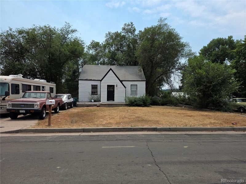 3140 Girard Ave, Englewood, CO 80110