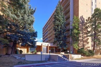 8060 Girard Ave #102, Denver, CO 80231