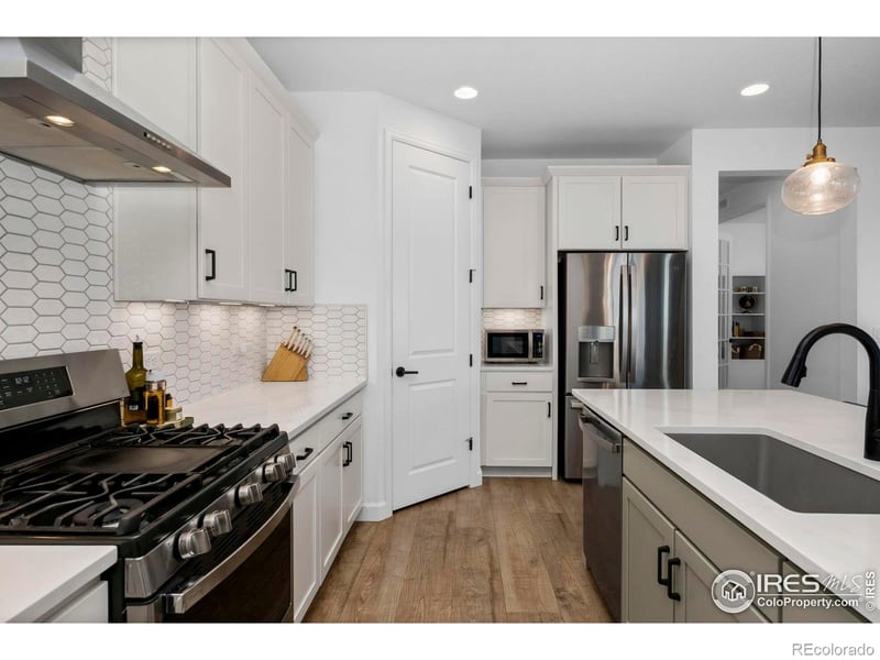 5642 Shadow Creek Ct, Windsor, CO 80528