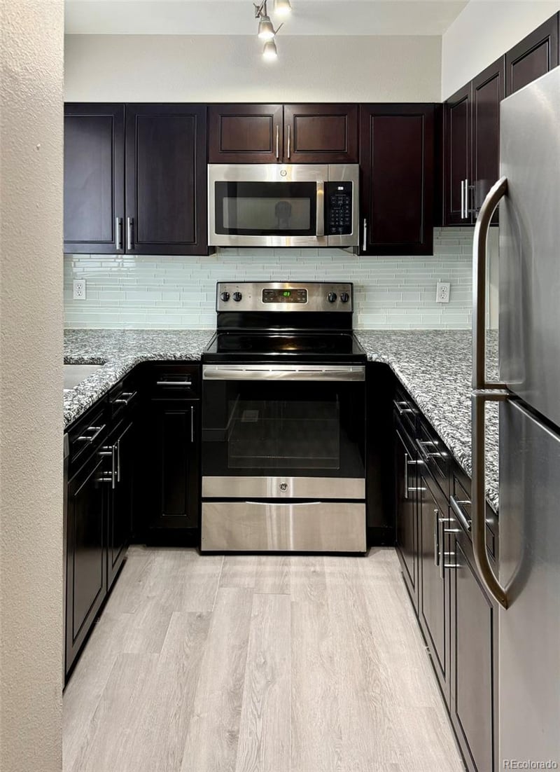44 Nome St, Aurora, CO 80012