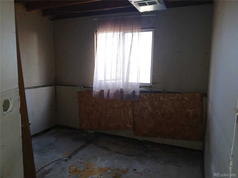 4852 Salida Ct, Aurora, CO 80015