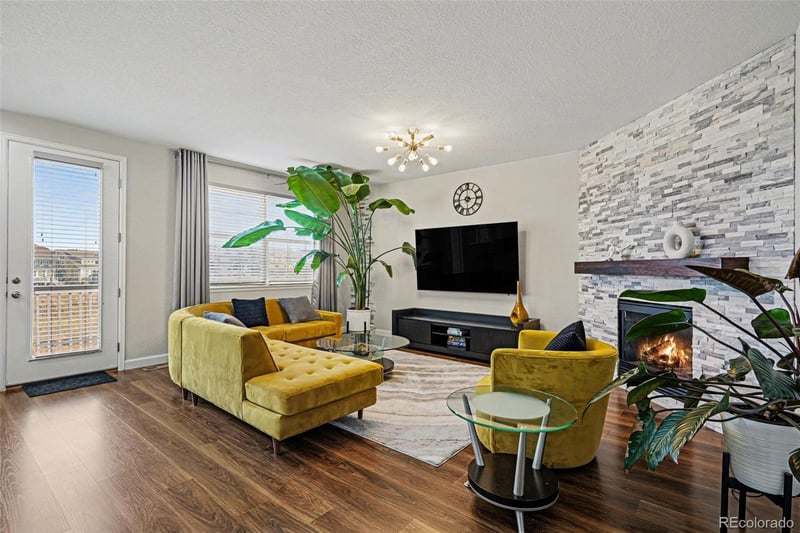 10709 Briarglen Cir, Highlands Ranch, CO 80130