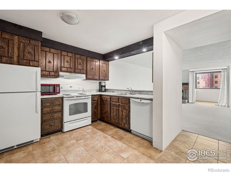 805 29th St #404, Boulder, CO 80303