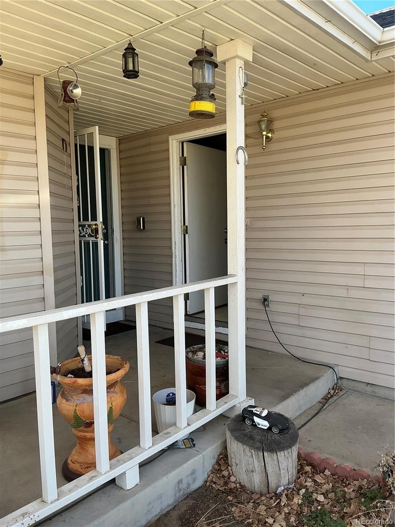 14574 Andrews Dr, Denver, CO 80239