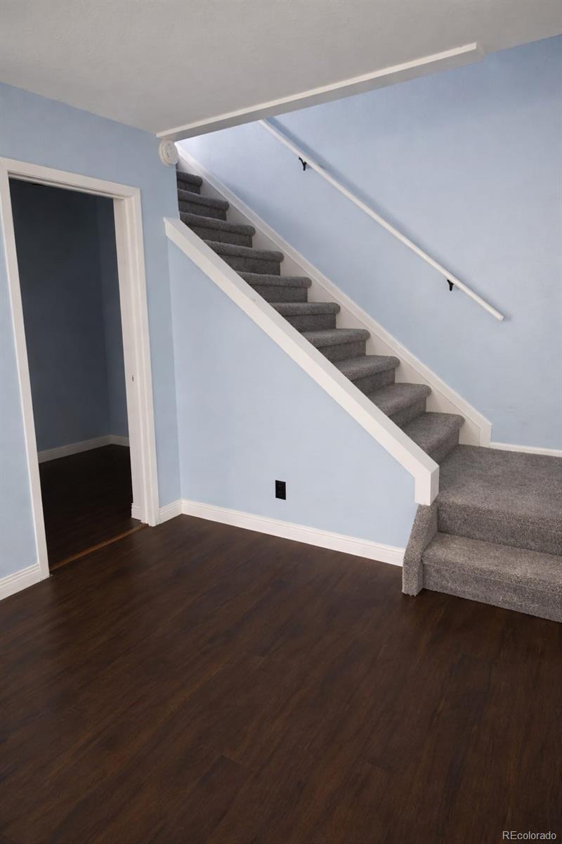 9884 Appletree Pl, Thornton, CO 80260